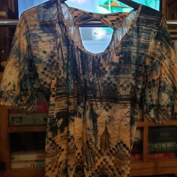 New Directions short sleeve embellished top - Picture 3 of 9